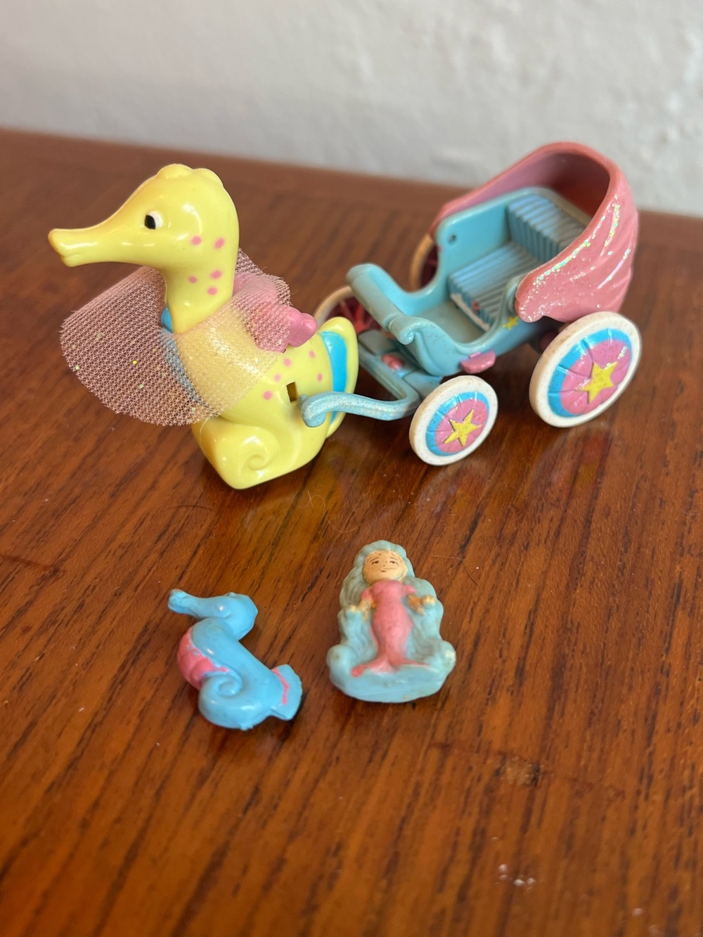 Vintage 1995 Trendmasters Starcastle Coach Under the Sea Mermaid Seahorse